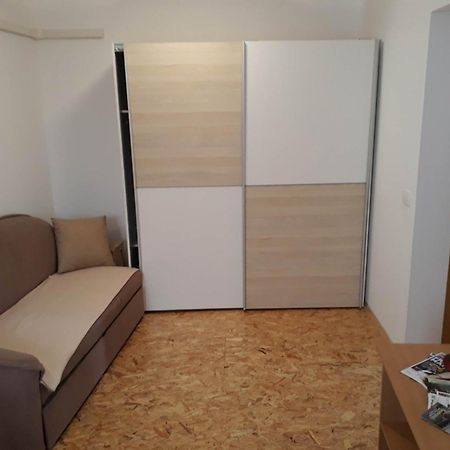 Vse Kontenti Koper Exteriér fotografie