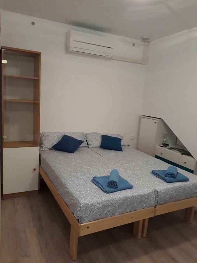 Vse Kontenti Koper Exteriér fotografie