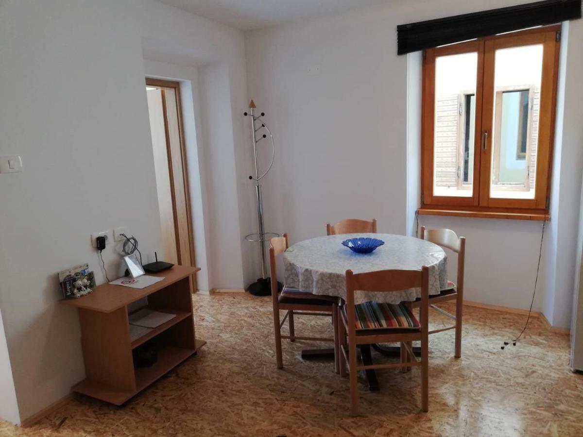 Vse Kontenti Koper Exteriér fotografie