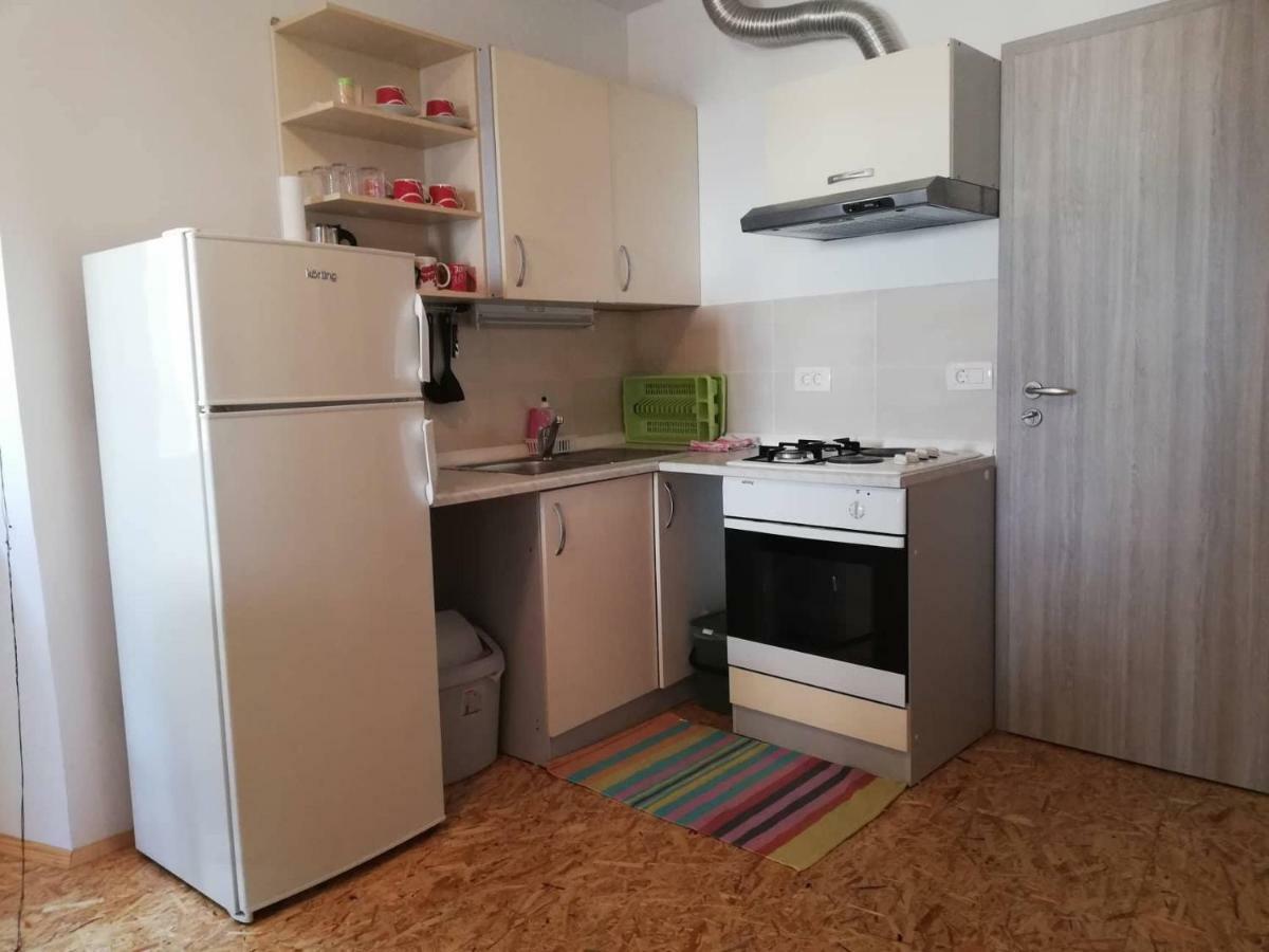 Vse Kontenti Koper Exteriér fotografie